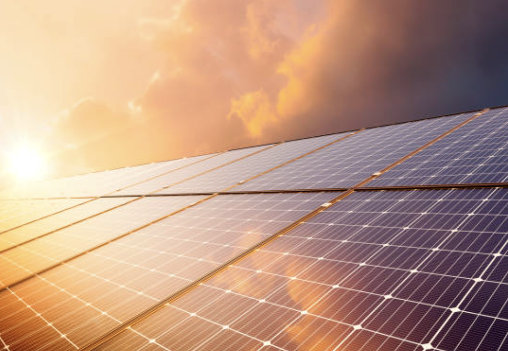 Jak správně připojit baterii v solárním systému: závěry výzkumu