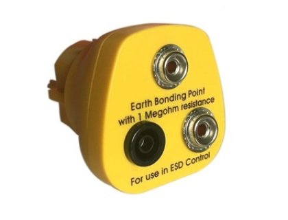 Zemnící bod 2 x druk 10mm, 1 banánová zdířka